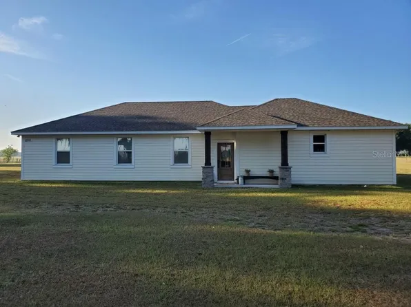 499 E Jefferson St, Center Hill, FL 33514