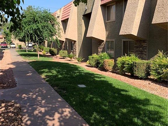 2nd image of 4954 River Glen Dr Unit 123