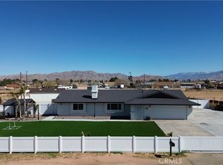 15245 Apache Rd, Apple Valley, CA 92307