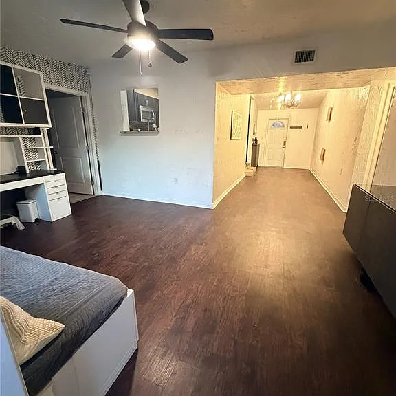 1707 W Comanche Ave — Photo 3