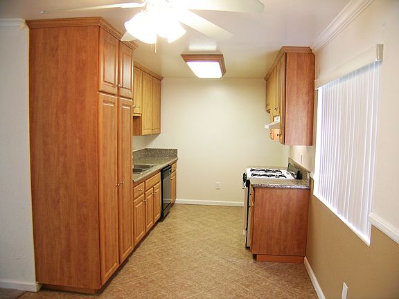 4th image of 15700 Belshire Ave APT 24