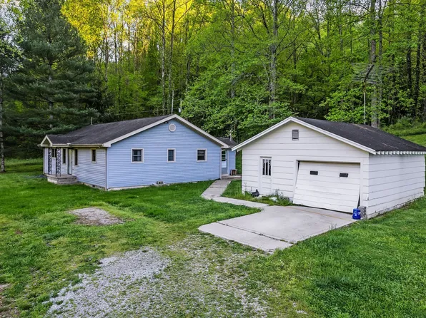 750 Trace Creek Rd, Whitleyville, TN 38588