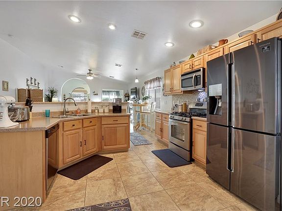 5th image of 5831 Lewis Falls Ave