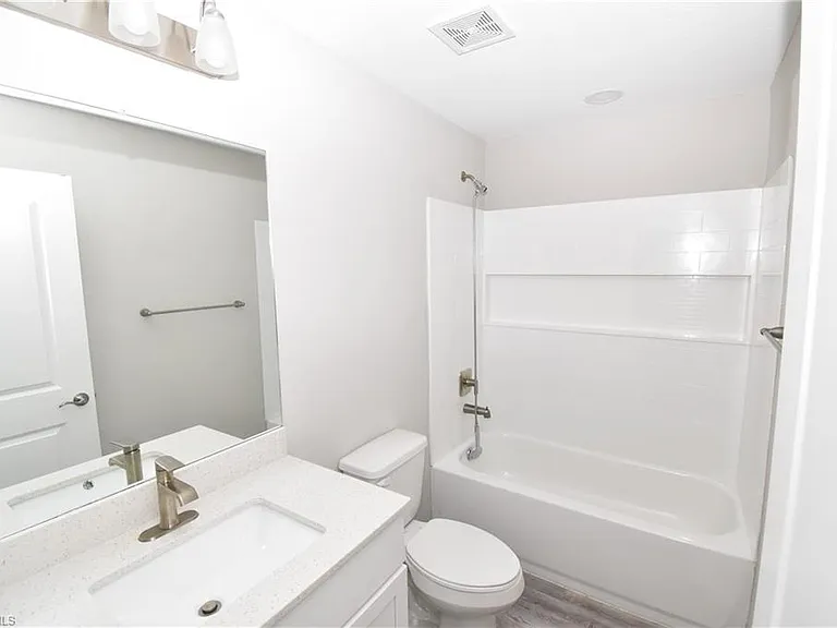 2397 Nantucket Ter — Photo 19