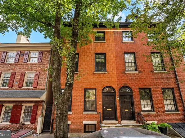326 Lombard St, Philadelphia, PA 19147