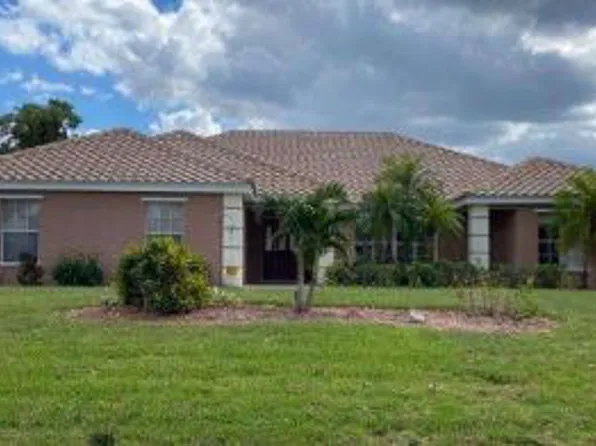424 Signorelli Dr, Nokomis, FL 34275