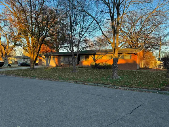 2022 Terrace Dr, Newton, KS 67114