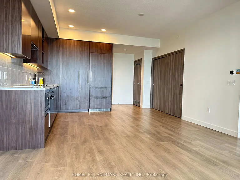 85 McMahon Dr #3307 — Photo 7