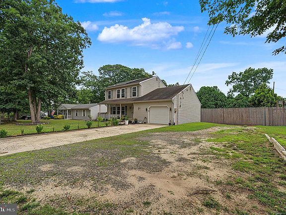 4th image of 1025 Cutlass Ave