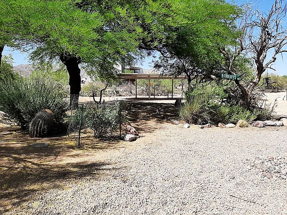 3rd image of 2506 W Como Bosque Trl
