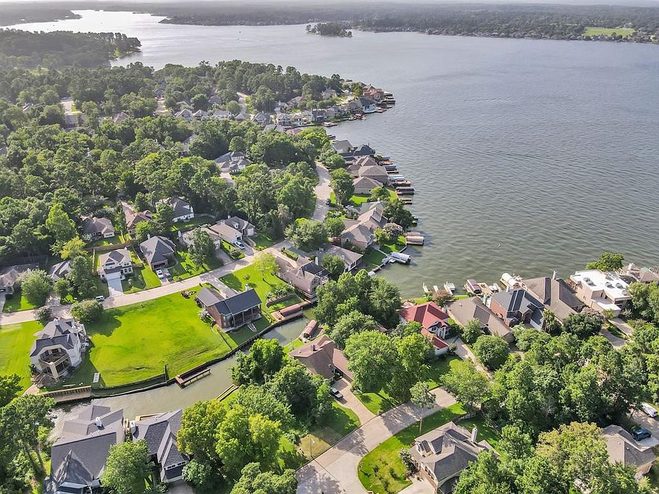 1st image of 3821 Northshore Dr