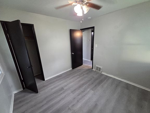 5th image of 15626 Edgewood Ave