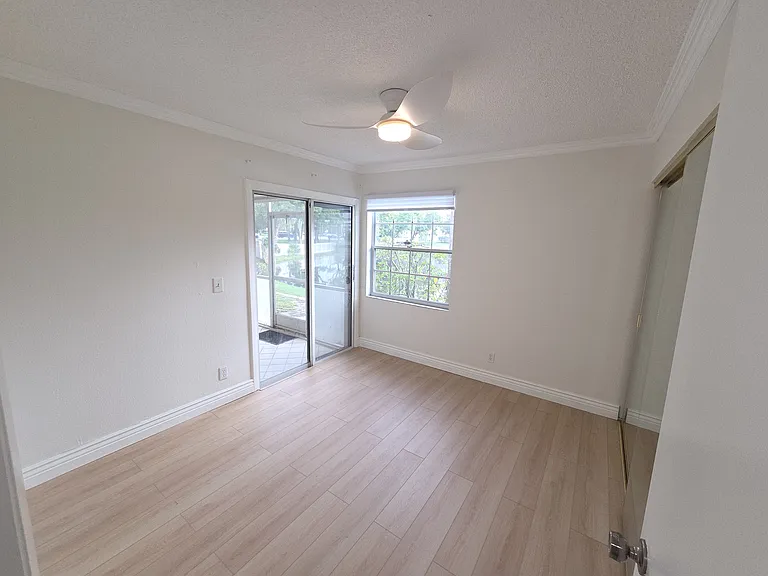 5300 Buckhead Cir — Photo 40