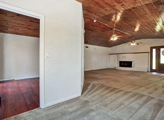 4th image of 2809 Gardella Ln #1