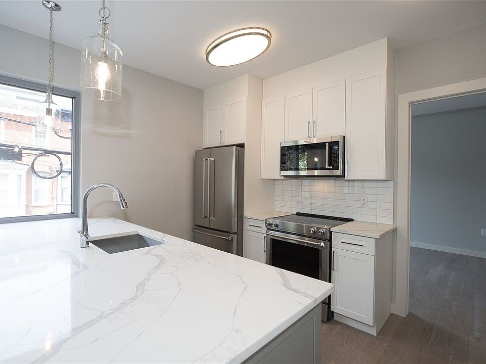1st image of 461 Newark Ave #2E