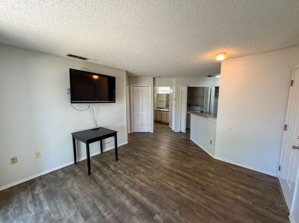 3705 SW 27th St APT 415