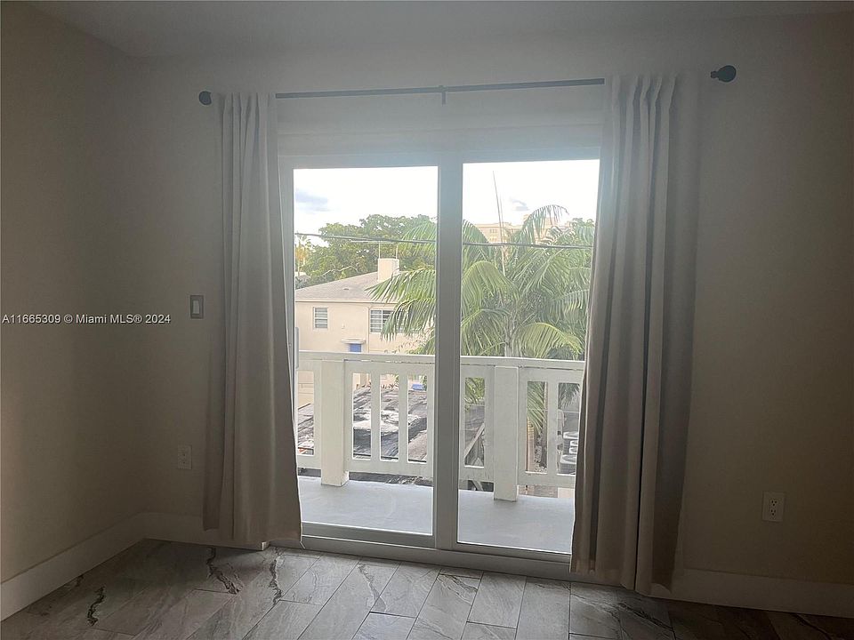 1st image of 1033 Lenox Ave APT 308