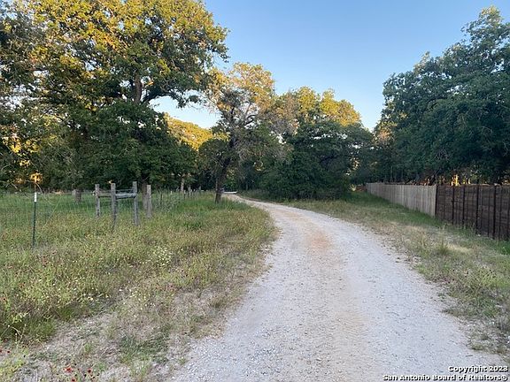 2nd image of 541 ENCHANTED OAK DR