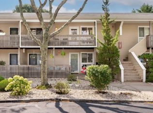 95 Springville Rd APT 26, Hampton Bays, NY 11946