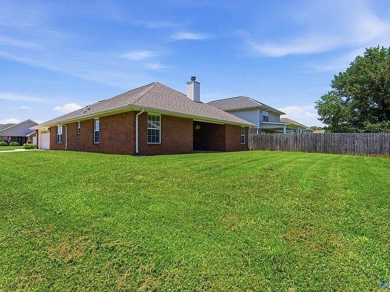 226 Shadow Ct SW — Photo 22