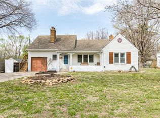9004 E 65th Ter, Raytown, MO 64133