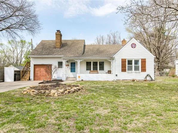 9004 E 65th Ter, Raytown, MO 64133