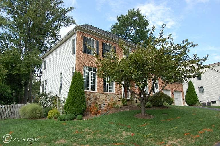 1st image of 8464 Chapelwood Ct