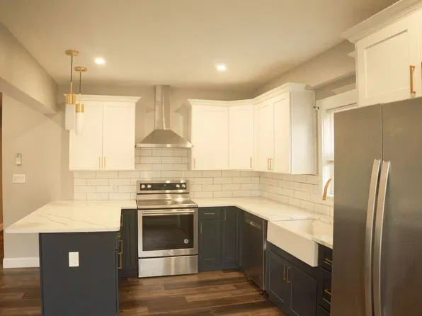 26 Catharine St, 26 Catharine St #2, Worcester, MA 01605