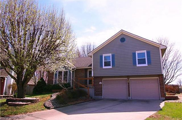 1st image of 2501 NE Remington Ct