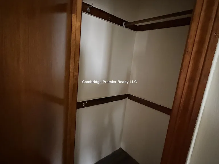 247 Pearl St #301 — Photo 9