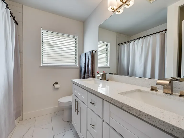 5118 Sanford Rd — Photo 12