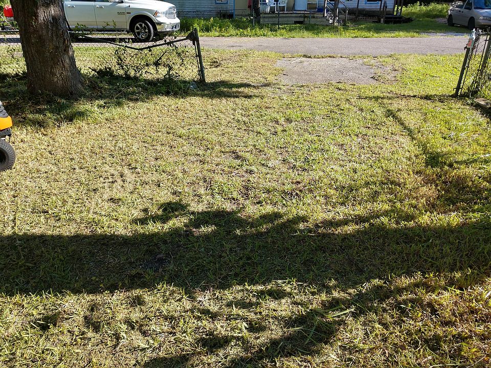 1st image of 213 Eubanks St E