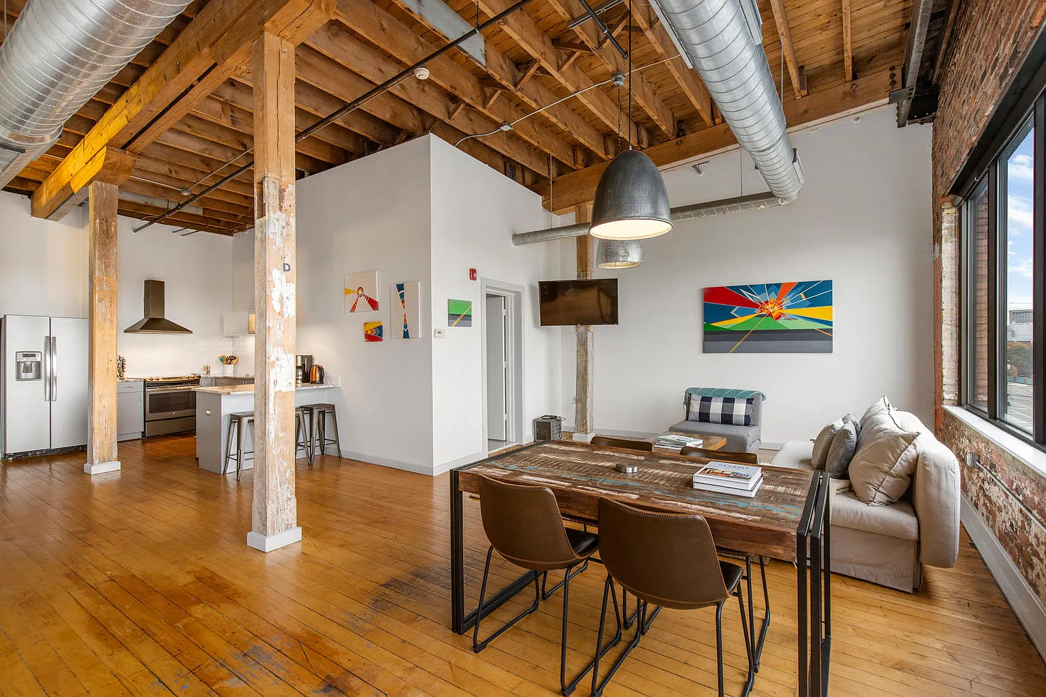 1410 Gratiot Ave — Photo 3