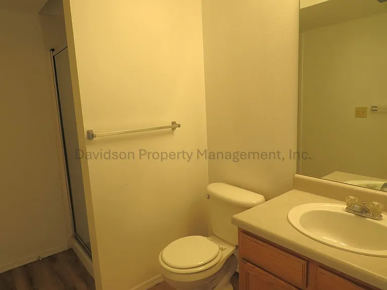 2125 W Platte Ave — Photo 9