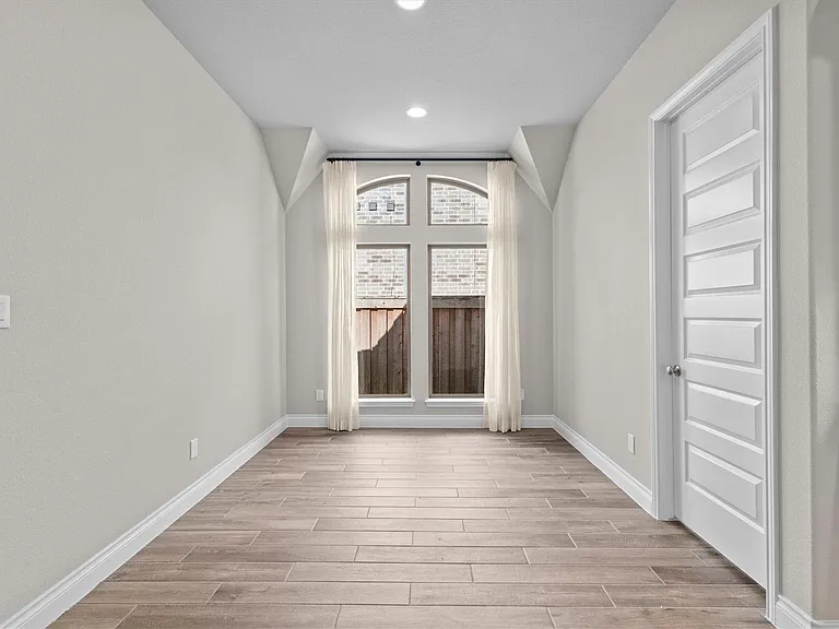 28348 Sterling Oak Dr — Photo 23