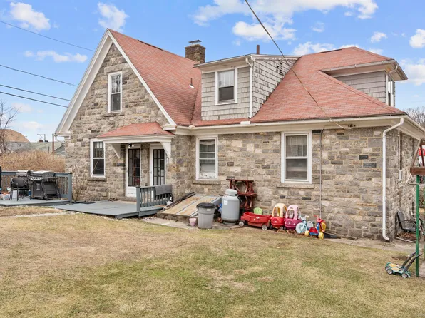 474 Lakewood Road, Waterbury, CT 06704