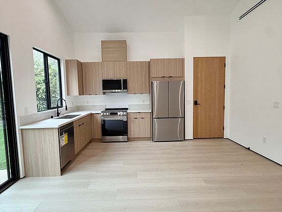 2nd image of 6031 Atoll Ave