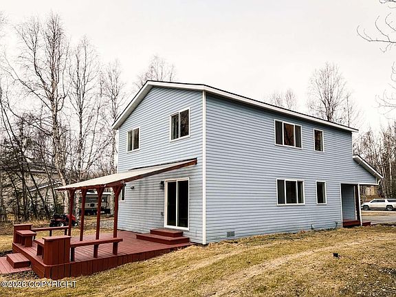 3rd image of 190 W Canterbury Dr