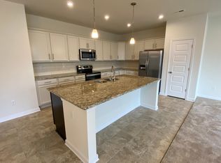 12521 Wescott Dr, Midlothian, VA 23112