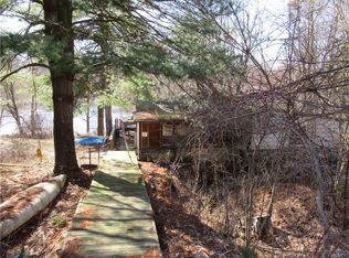 31 Lakeside Dr, New Windsor, NY 12553