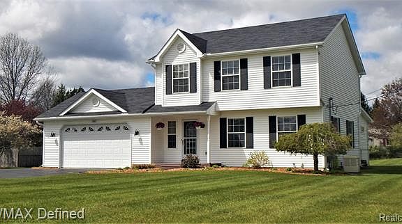 2nd image of 1086 Red Barn Dr