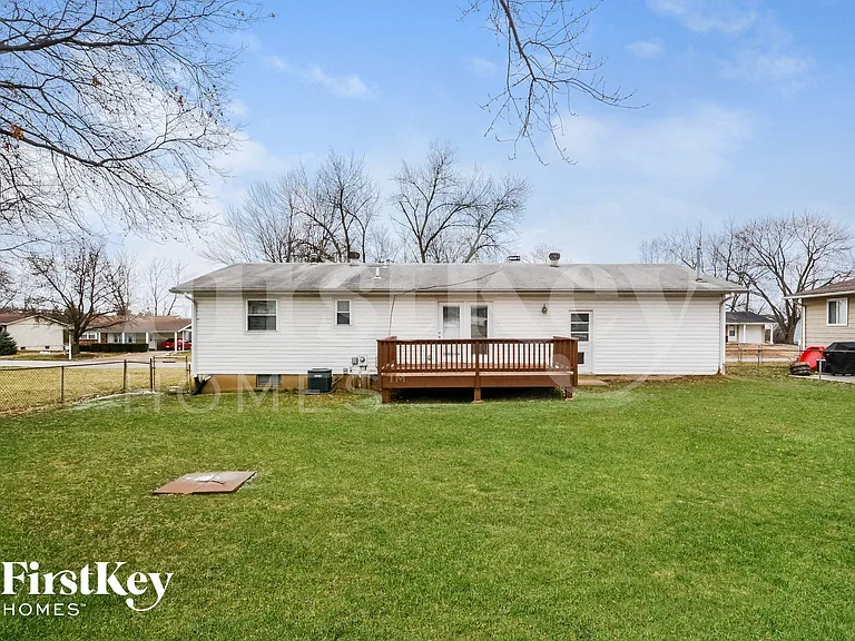1224 Yorktown Dr — Photo 15