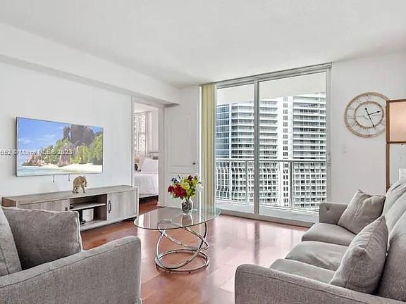 3rd image of 1200 Brickell Bay Dr APT 3615