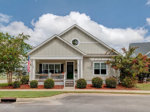 301 Hanover Lakes Drive, Wilmington, NC 28401