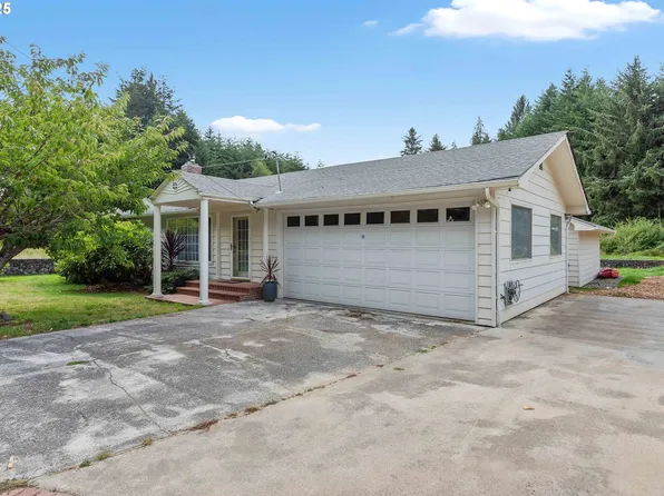 62765 Red Dike Rd, Coos Bay, OR 97420
