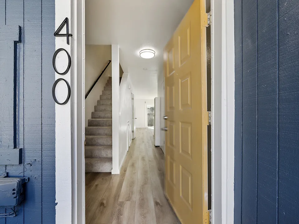 801 Dutton Ave Unit 400-001