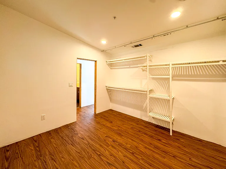 3050 Knob Dr — Photo 24