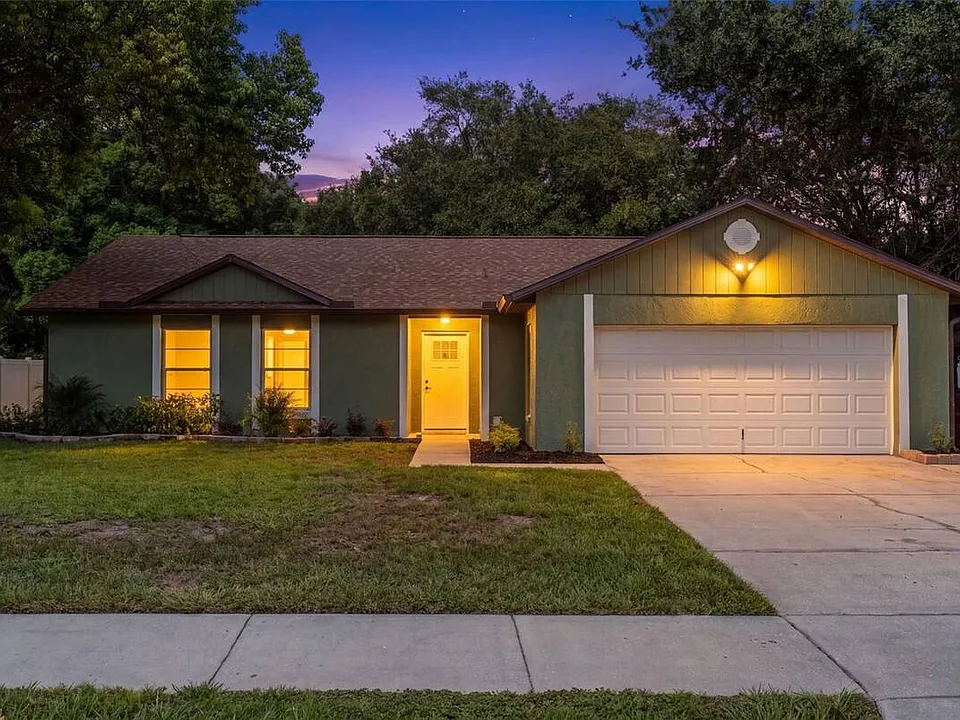 910 Whisler Ct