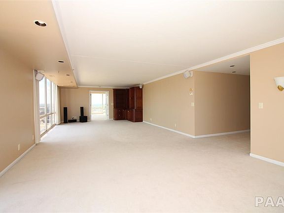 5th image of 123 SW Jefferson Ave #26E
