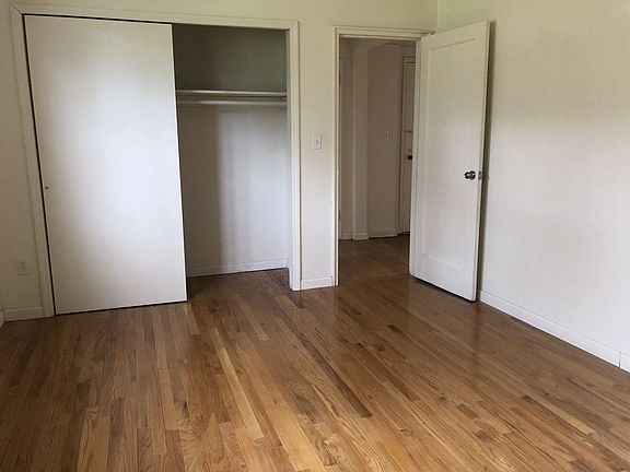 5th image of 6981 108th St APT 4I